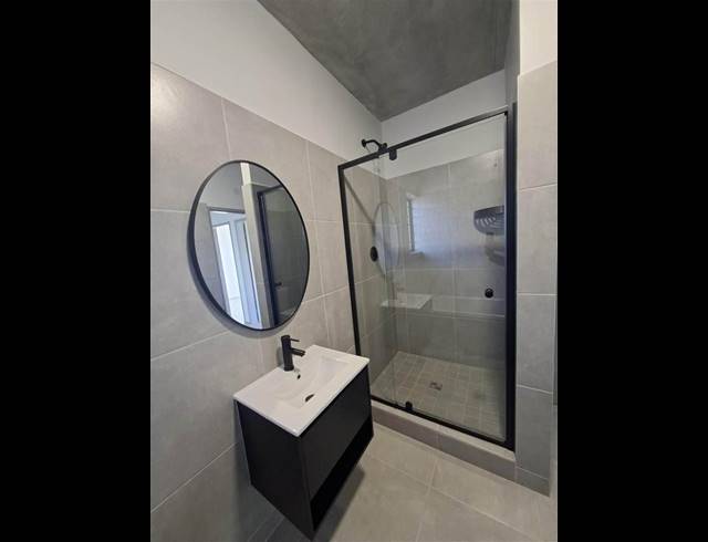 2 BEDROOM APARTMENT FOR SALE IN WATERKLOOF RIDGE